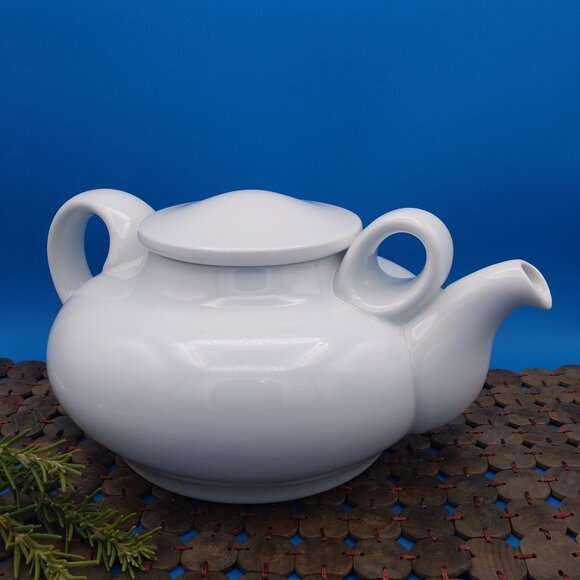 Vintage B&G Tea Coffee Pot Bing & Grondahl Denmark - Picture 1 of 16
